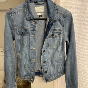 Universal thread denim jacket